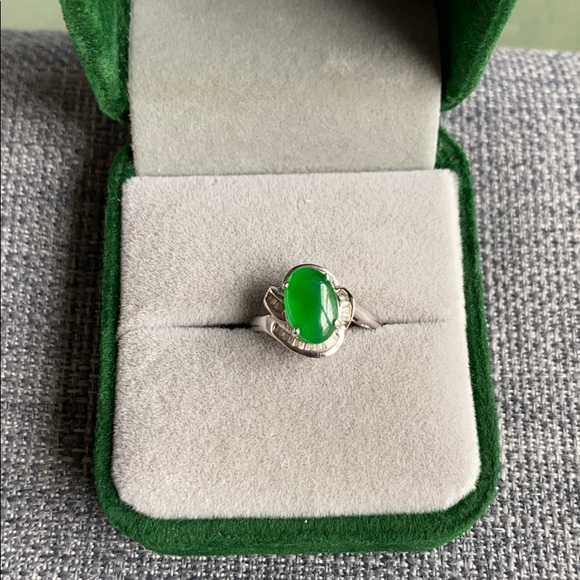 Jewelry - GIA CERTIFIED Jadeite Jade Cabochon Ring